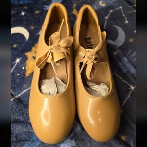 Bolera Tan Tap Shoes Ribbon Tie Beginner Dance, Girls 5A?